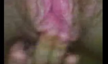 Yatak odasında yetiskin sinema filmleri izle gizli kamera çıplak MASTÜRBASYON yakalar var