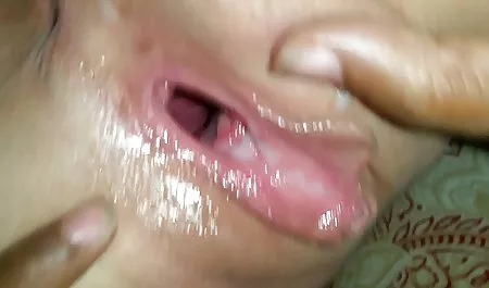 Kesinlikle engellenmemiş adult konulu bir asansör için gidecek