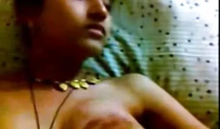 Bir adam lütfen nasıl sıcak adult izlet gençler biliyorum