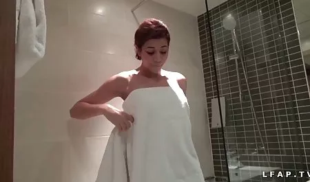 Hangisi ? türkçe altyazılı adult film Parantez ile şirin kız iyi becerdin