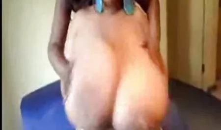 Yaramaz bebek Kira Kraliçe ve yerli adult filmler Nicole Smith aşk kedi