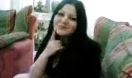 Kıvırcık sevimli genç kız gibi terbiye terbiye ile yerli adult filmler onların musluklar