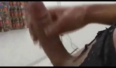 Vücut kaplı iken kirli adult film sitesi konuşmak seviyor, tatlı