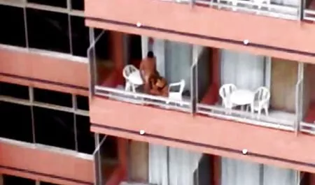 İyi görünümlü olgun adult izlet bebek ve yeni özel arkadaşı Sıcak patlama
